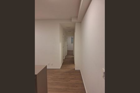 Apartamento à venda com 67m², 3 quartos e 2 vagas Apartamento à venda com 67m², 3 quartos e 2 vagasCorredor