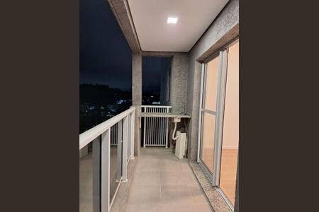 Apartamento à venda com 67m², 3 quartos e 2 vagas Apartamento à venda com 67m², 3 quartos e 2 vagasVaranda