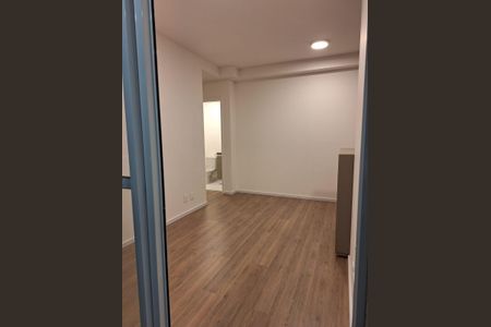 Sala de apartamento à venda com 3 quartos, 67m² em Jardim Timbauhy, Barueri