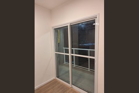 Apartamento à venda com 67m², 3 quartos e 2 vagas Apartamento à venda com 67m², 3 quartos e 2 vagasVaranda