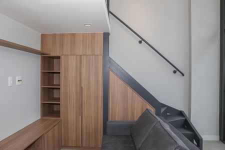 Studio para alugar com 45m², 1 quarto e sem vaga Studio para alugar com 45m², 1 quarto e sem vagaSala e Cozinha