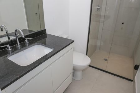 Studio para alugar com 45m², 1 quarto e sem vaga Studio para alugar com 45m², 1 quarto e sem vagaBanheiro