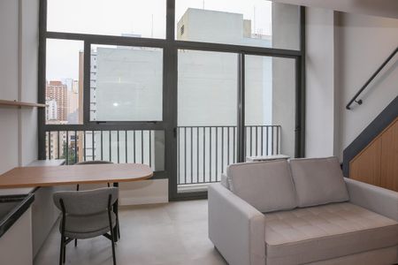 Sala e Cozinha de kitnet/studio para alugar com 1 quarto, 45m² em Perdizes, São Paulo