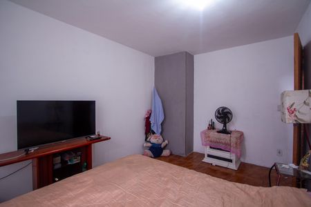 Quarto 1 de casa para alugar com 2 quartos, 48m² em Itaúna, São Gonçalo