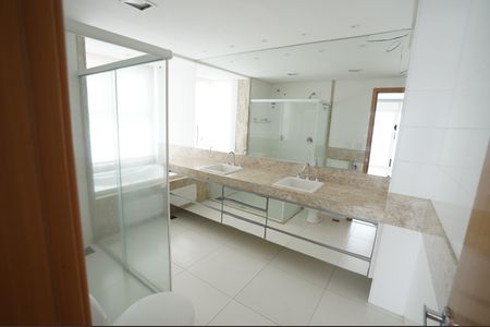 Apartamento à venda com 190m², 3 quartos e 2 vagas