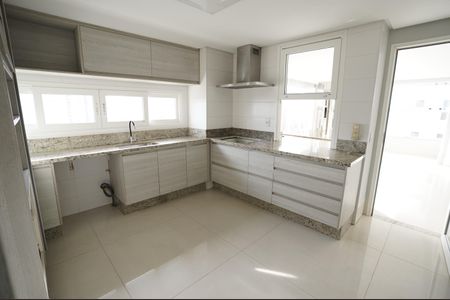 Apartamento à venda com 190m², 3 quartos e 2 vagas