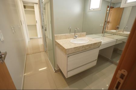 Apartamento à venda com 190m², 3 quartos e 2 vagas