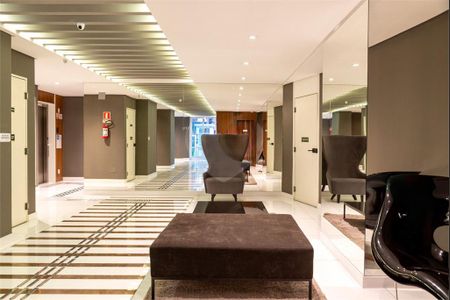 Apartamento à venda com 32m², 1 quarto e 1 vaga