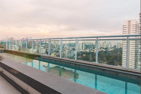 Apartamento à venda com 32m², 1 quarto e 1 vaga