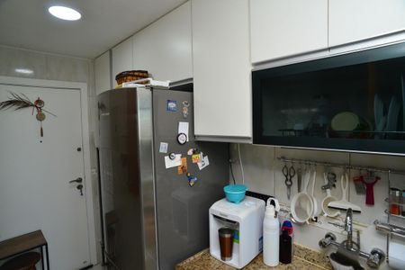 Apartamento à venda com 98m², 2 quartos e 1 vaga