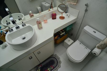 Apartamento à venda com 98m², 2 quartos e 1 vaga