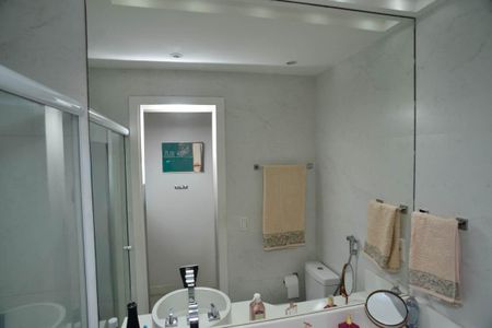Apartamento à venda com 98m², 2 quartos e 1 vaga