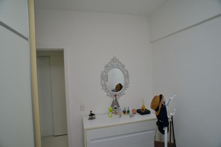 Apartamento à venda com 98m², 2 quartos e 1 vaga