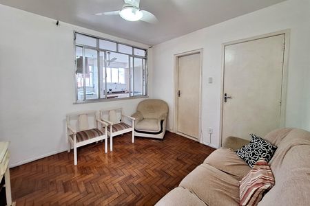 Apartamento à venda com 87m², 2 quartos e 1 vaga Apartamento à venda com 87m², 2 quartos e 1 vagaSala