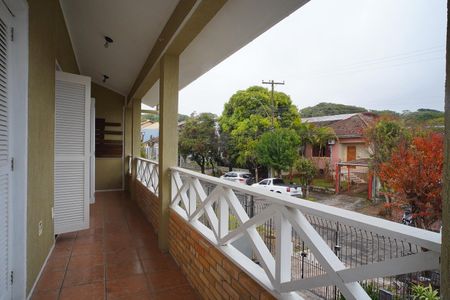 Varanda de casa para alugar com 2 quartos, 120m² em Jardim Sabará, Porto Alegre