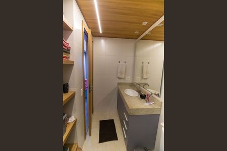 Apartamento à venda com 119m², 2 quartos e 1 vaga Apartamento à venda com 119m², 2 quartos e 1 vagaBanheiro da Suíte
