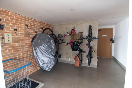 Apartamento à venda com 119m², 2 quartos e 1 vaga Apartamento à venda com 119m², 2 quartos e 1 vagaÁrea comum