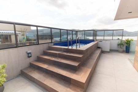Apartamento à venda com 119m², 2 quartos e 1 vaga Apartamento à venda com 119m², 2 quartos e 1 vagaÁrea comum