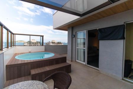 Apartamento à venda com 119m², 2 quartos e 1 vaga Apartamento à venda com 119m², 2 quartos e 1 vagaCobertura
