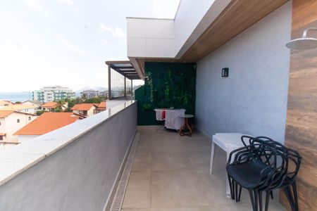Apartamento à venda com 119m², 2 quartos e 1 vaga Apartamento à venda com 119m², 2 quartos e 1 vagaCobertura