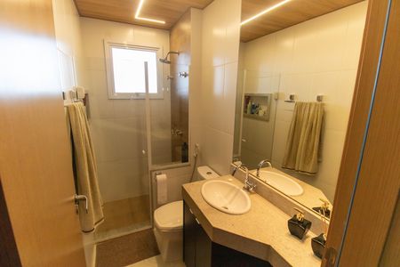 Apartamento à venda com 119m², 2 quartos e 1 vaga Apartamento à venda com 119m², 2 quartos e 1 vagaBanheiro Social