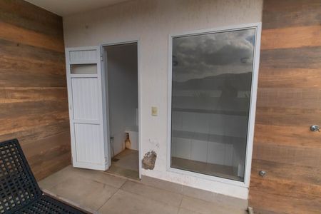 Apartamento à venda com 119m², 2 quartos e 1 vaga Apartamento à venda com 119m², 2 quartos e 1 vagaÁrea comum