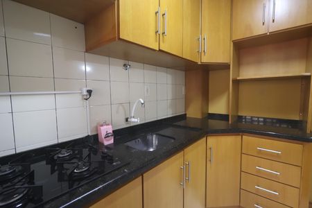 Apartamento à venda com 68m², 2 quartos e sem vagaCozinha e Área de Serviço