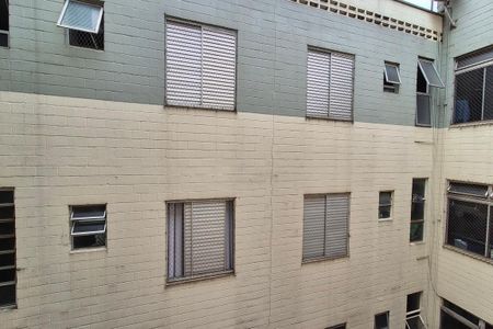 Apartamento à venda com 50m², 2 quartos e 1 vaga Apartamento à venda com 50m², 2 quartos e 1 vagaVista do quarto 2
