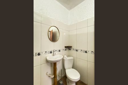Casa para alugar com 72m², 2 quartos e sem vagaBanheiro