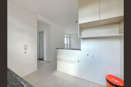 Apartamento à venda com 55m², 2 quartos e 2 vagas Apartamento à venda com 55m², 2 quartos e 2 vagasCozinha