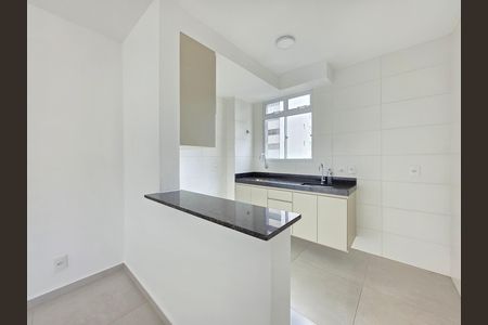 Apartamento à venda com 55m², 2 quartos e 2 vagas Apartamento à venda com 55m², 2 quartos e 2 vagasCozinha