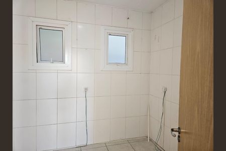 Apartamento à venda com 51m², 2 quartos e sem vaga Apartamento à venda com 51m², 2 quartos e sem vagaBanheiro