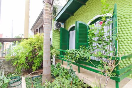 Casa para alugar com 220m², 3 quartos e 1 vaga Casa para alugar com 220m², 3 quartos e 1 vagaÁrea externa