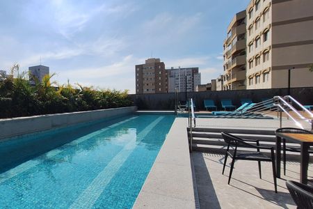 Apartamento à venda com 109m², 2 quartos e 3 vagas Apartamento à venda com 109m², 2 quartos e 3 vagasÁrea comum - Piscina