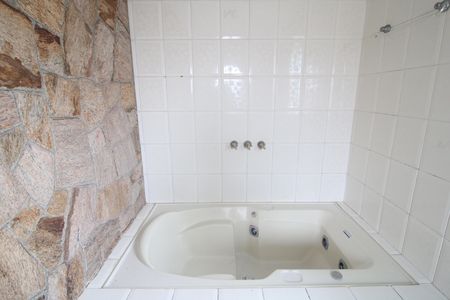 Casa à venda com 140m², 3 quartos e 3 vagasBanheiro da suíte / banheira