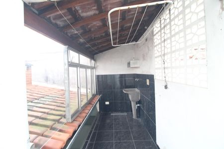 Casa à venda com 140m², 3 quartos e 3 vagasLavanderia