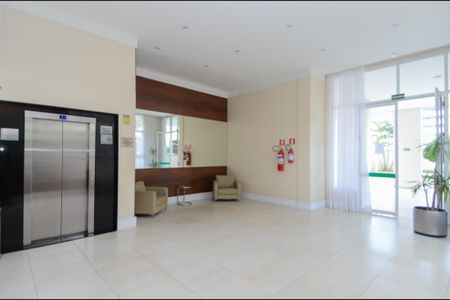 Apartamento para alugar com 93m², 3 quartos e 2 vagas Apartamento para alugar com 93m², 3 quartos e 2 vagasHall Social