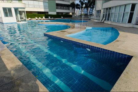 Apartamento para alugar com 93m², 3 quartos e 2 vagas Apartamento para alugar com 93m², 3 quartos e 2 vagasÁrea comum - Piscina