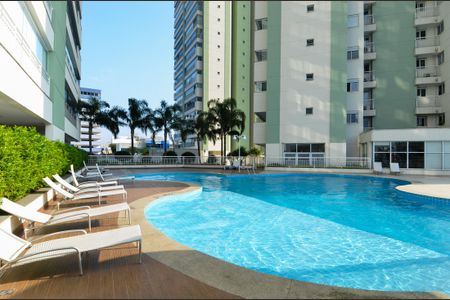 Apartamento para alugar com 93m², 3 quartos e 2 vagas Apartamento para alugar com 93m², 3 quartos e 2 vagasÁrea comum - Piscina