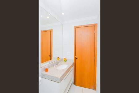Apartamento para alugar com 93m², 3 quartos e 2 vagasBanheiro do Quarto 2