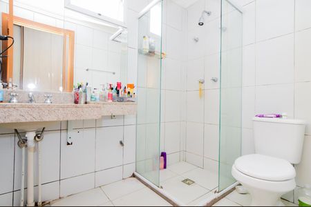 Apartamento para alugar com 93m², 3 quartos e 2 vagasBanheiro do Quarto 3 - Suíte