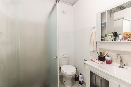 Casa à venda com 567m², 2 quartos e 3 vagas Casa à venda com 567m², 2 quartos e 3 vagasBanheiro