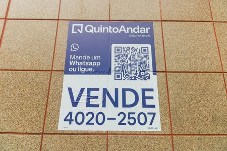 Casa à venda com 567m², 2 quartos e 3 vagas Casa à venda com 567m², 2 quartos e 3 vagasFachada - Placa Código HBJM-1481