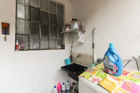 Casa à venda com 567m², 2 quartos e 3 vagas Casa à venda com 567m², 2 quartos e 3 vagasÁrea de Serviço