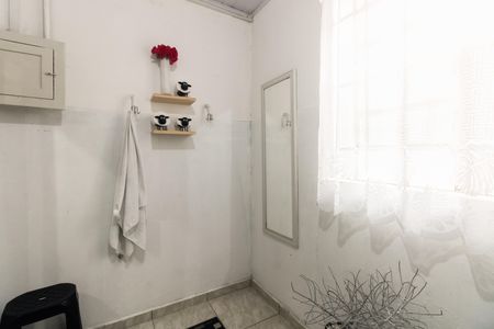 Casa à venda com 567m², 2 quartos e 3 vagas Casa à venda com 567m², 2 quartos e 3 vagasBanheiro