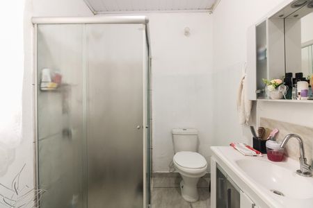 Casa à venda com 567m², 2 quartos e 3 vagas Casa à venda com 567m², 2 quartos e 3 vagasBanheiro