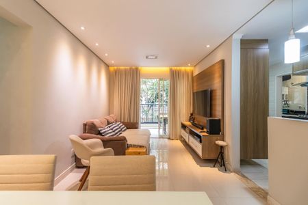 Apartamento à venda com 94m², 3 quartos e 1 vaga Apartamento à venda com 94m², 3 quartos e 1 vagaSala