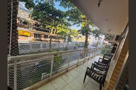 Apartamento à venda com 120m², 3 quartos e 2 vagas