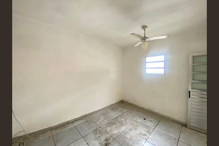 Quarto de casa para alugar com 1 quarto, 80m² em Parque Novo Mundo, São Paulo