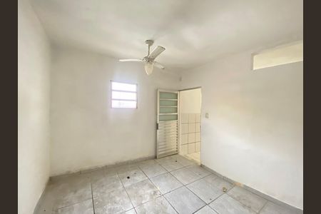 Quarto de casa para alugar com 1 quarto, 80m² em Parque Novo Mundo, São Paulo
